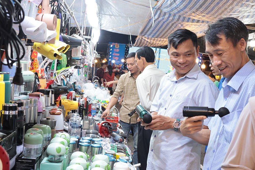 Bình Dương: Khoảng 315 tỷ đồng chăm lo Tết Nguyên đán cho đoàn viên, NLĐ