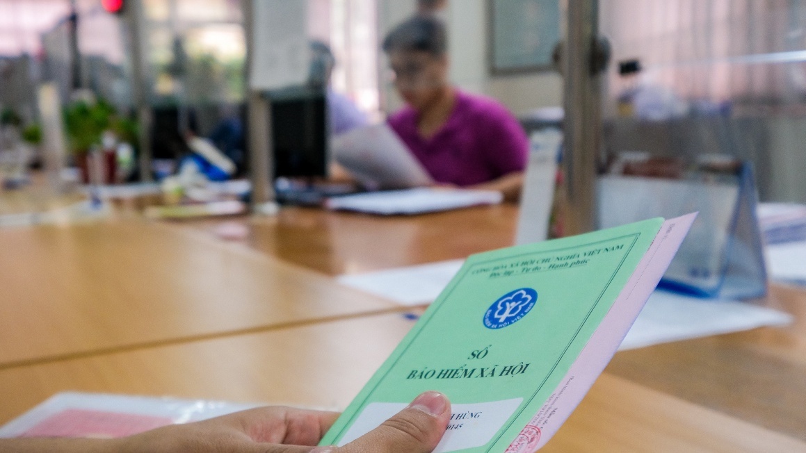 Giảm thời gian tối thiểu đóng BHXH: Người lao động có thể tự mình đi đến tương lai an toàn