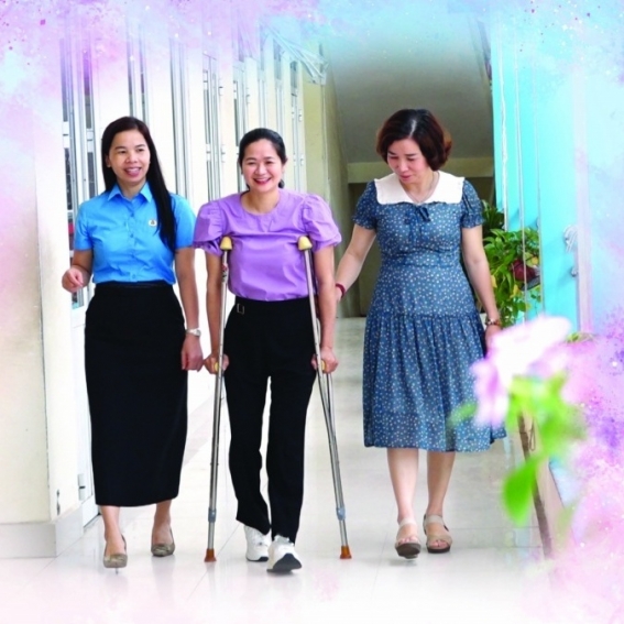 [Video] Điểm tựa Công đoàn tiếp sức cho cô giáo vượt đau đớn bệnh tật