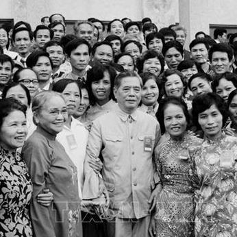 Đổi tên thành Tổng Liên đoàn Lao động Việt Nam (tên gọi dùng đến nay)