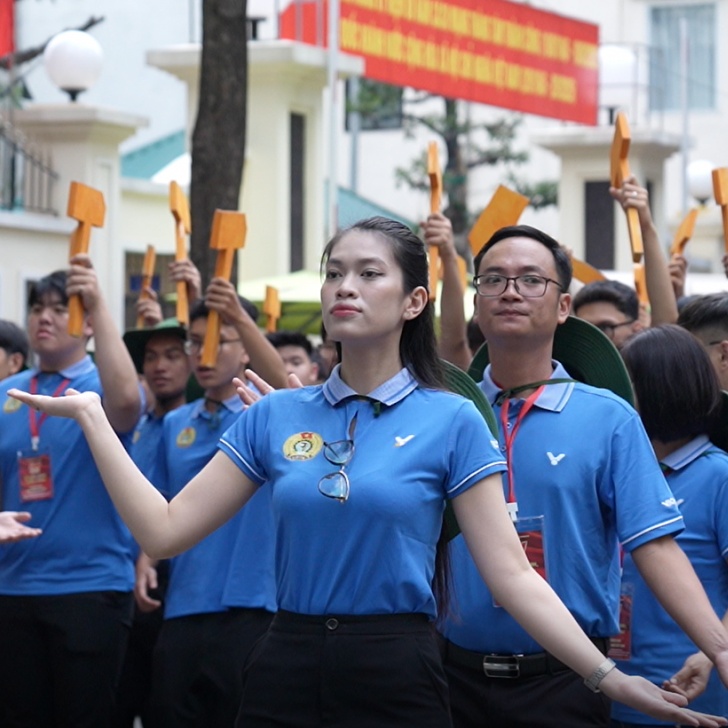 Khối công nhân Việt Nam: Vượt khó để tỏa sáng trong đại lễ A80