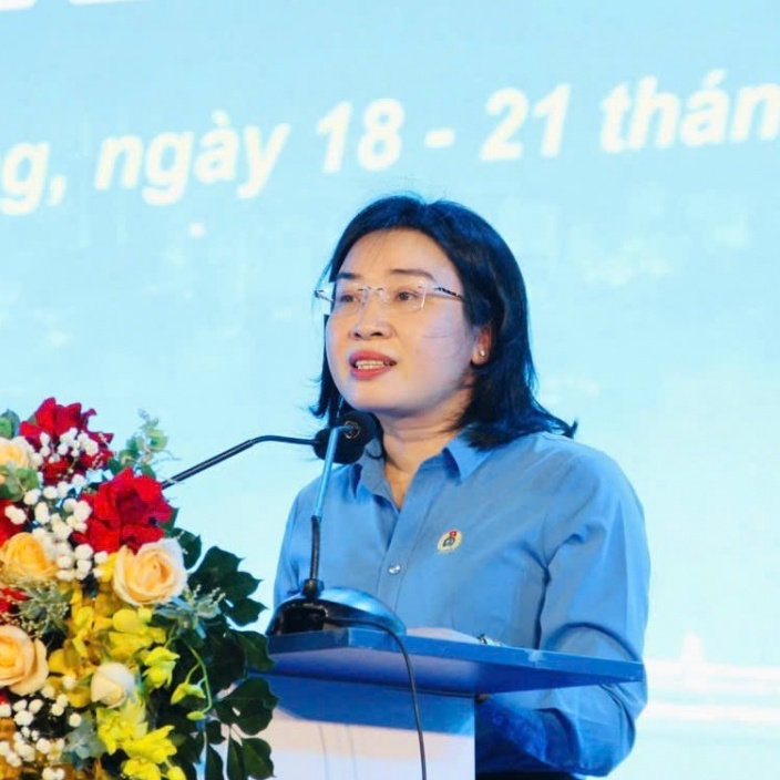 Làm rõ vai trò giai cấp công nhân và tổ chức Công đoàn trong quản trị xã hội hiện đại