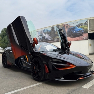 McLaren 750S Spider Orange Coriolis xuất hiện tại Hà Nội