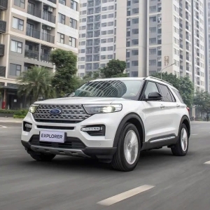Triệu hồi xe Ford Explorer để khắc phục lỗi camera 360 độ