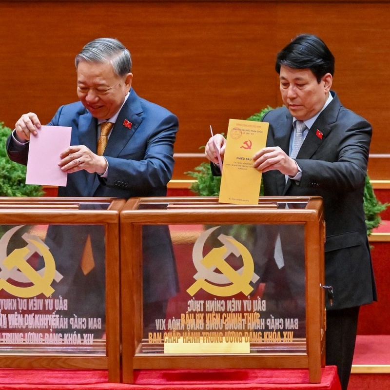 [Ảnh] Bỏ phiếu Bầu Ban Chấp hành Trung ương Đảng khóa XIV