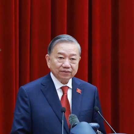 [Ảnh] Hội nghị lần thứ nhất Ban Chấp hành Trung ương Đảng khoá XIV