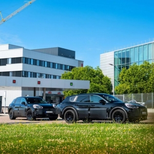Ứng dụng AI cắt ngắn công đoạn phát triển Porsche Cayenne chạy điện như thế nào