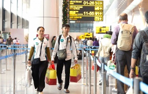 Chuyến bay đặc biệt chở niềm tin, hy vọng của người lao động dịp Tết