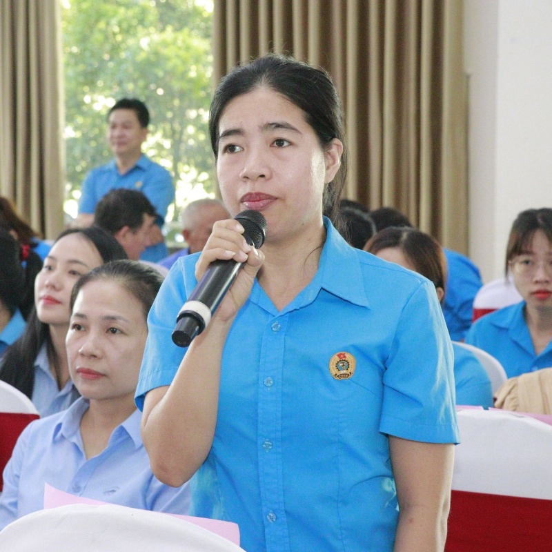 Đối thoại để tháo gỡ những trăn trở của người lao động