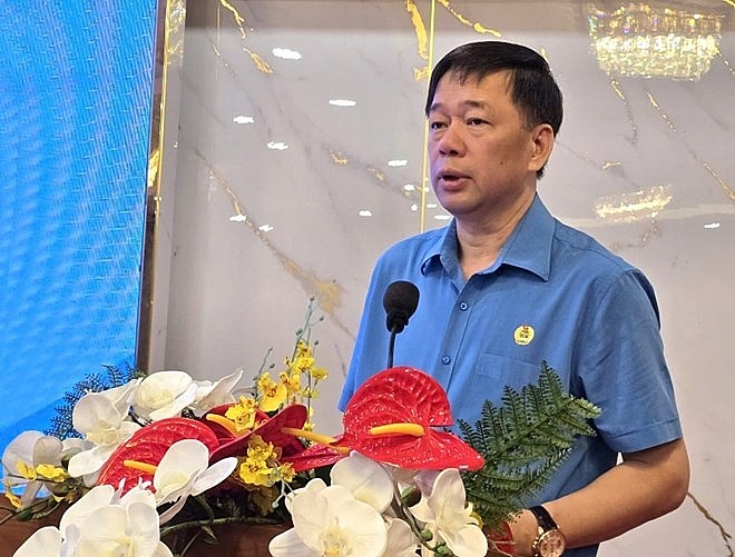 Đổi mới quản lý ATVSLĐ trong công đoàn: Từ giám sát thủ công đến an toàn thông minh Đổi mới quản lý ATVSLĐ trong công đoàn: Từ giám sát thủ công đến an toàn thông minh