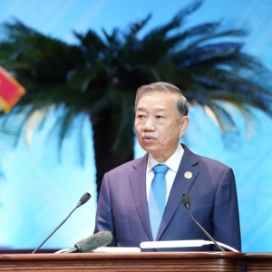 Tổng Bí thư, Chủ tịch nước Tô Lâm: “Công đoàn không thể mạnh nếu xa công nhân”