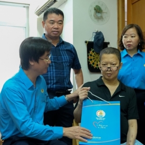 Những món quà từ Đại hội - lan tỏa nghĩa tình Công đoàn đến người lao động