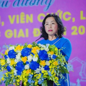 Xây dựng gia đình công nhân hạnh phúc là nền tảng phát triển bền vững đất nước