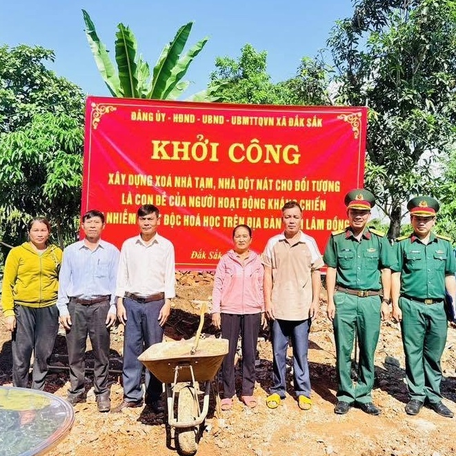 Mặt trận Tổ quốc ở Tây Nguyên và Duyên hải miền Trung hỗ trợ hơn 4.300 nhà “Đại đoàn kết”