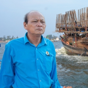 Bài 2: "Mắt thần" Nghiệp đoàn gác biển xa