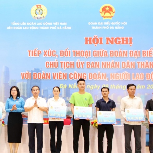 Bài 2: Tạo động lực mới từ người công nhân thời đại số