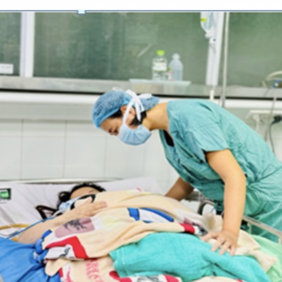 Thắp sáng sự sống cho trẻ sinh cực non