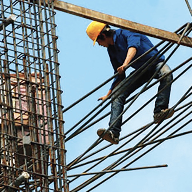 Đổi mới tư duy lập pháp: Lấy sức khỏe, tính mạng người lao động làm điểm tựa lớn nhất