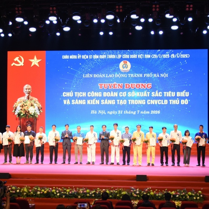 Khơi dậy trí tuệ lao động và bản lĩnh cán bộ Công đoàn cơ sở