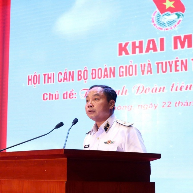 Nâng tầm bản lĩnh cán bộ Đoàn và tuyên truyền viên trẻ Hải quân