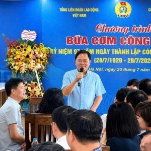 “Bữa cơm Công đoàn” tại cơ quan Tổng LĐLĐ Việt Nam