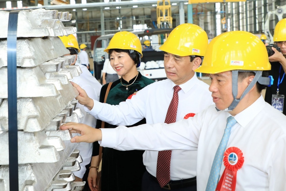 Đúc nên thỏi nhôm đầu tiên của Việt Nam - Hành trình làm chủ công nghệ của người lao động Việt