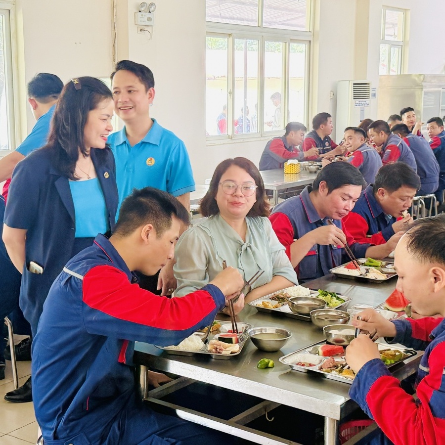Diễn đàn “Lắng nghe để đồng hành - Chia sẻ để phát triển - Hành động vì bền vững”