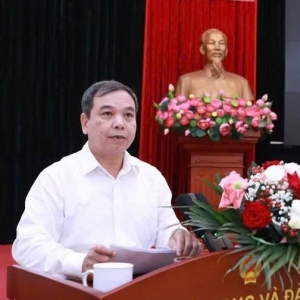 Sức khỏe học đường: Không thể chỉ trông vào ngành Y tế