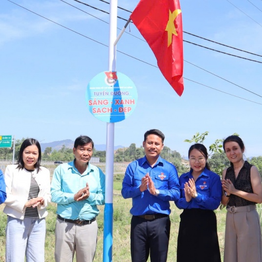 Phát huy vai trò của thanh niên trong xây dựng khối đại đoàn kết toàn dân tộc