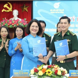Phát huy sức mạnh phụ nữ, vun đắp khối đại đoàn kết