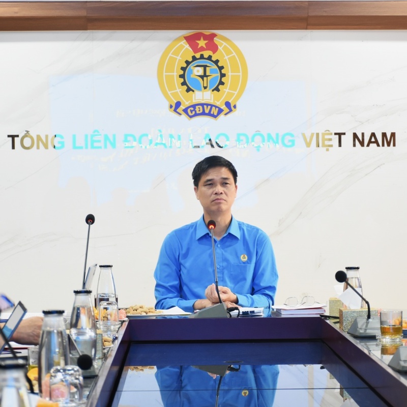 Lao động nền tảng số: Lấp khoảng trống pháp lý, không để người lao động đứng ngoài an sinh