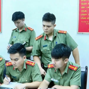 Phát huy vai trò của thanh niên CAND trong đấu tranh phản bác các luận điệu sai trái, thù địch trên không gian mạng