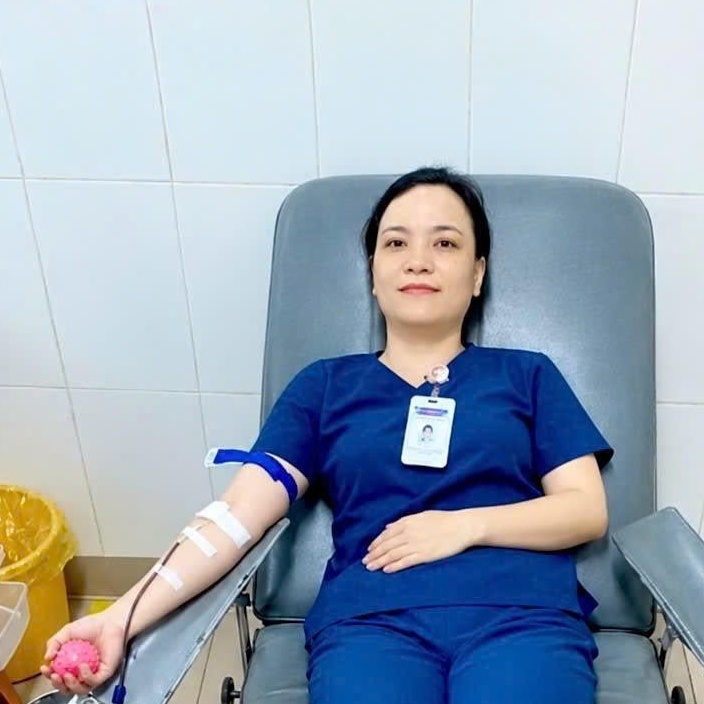 Điều dưỡng Hoàng Thị Hoa: Tự hào và cảm ơn nghề điều dưỡng