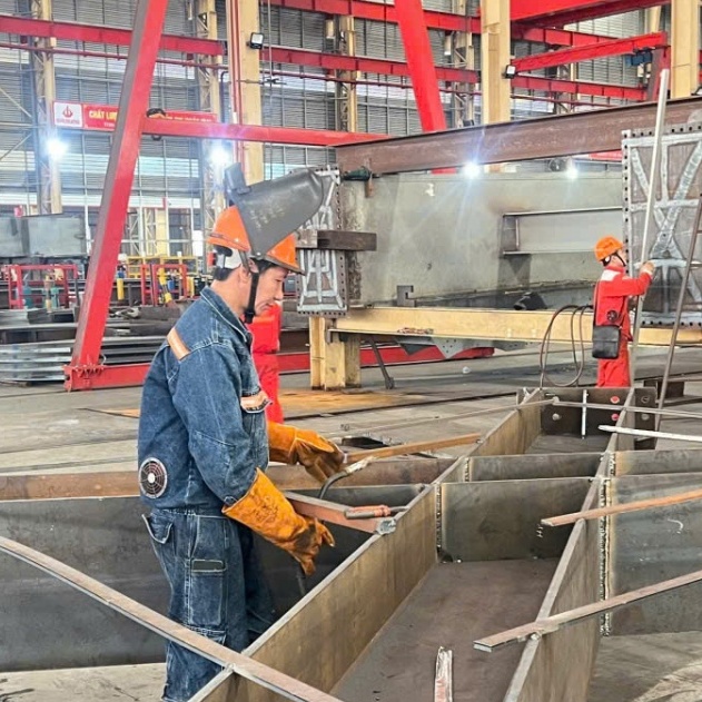 Người thợ hàn tiêu biểu ở Đại Dũng Nghi Sơn