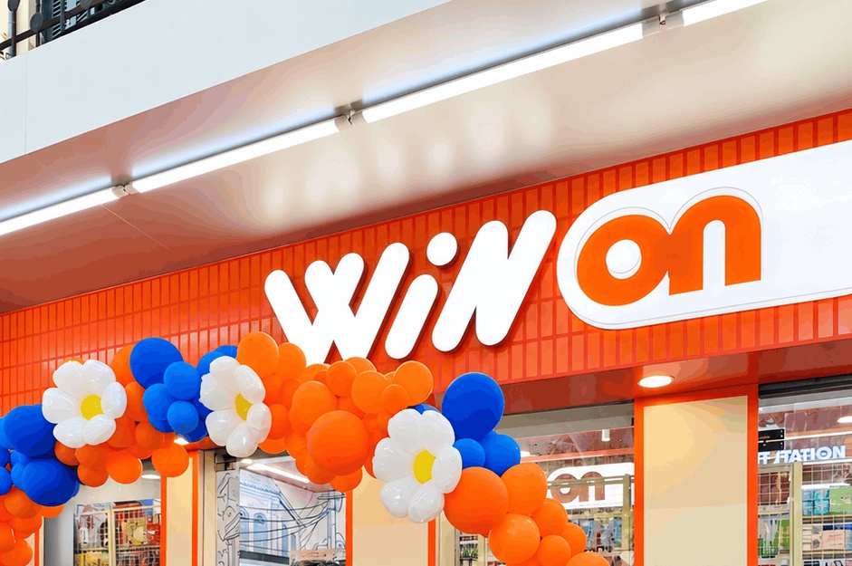 Ghé WiN ON – cửa hàng tiện lợi của người Việt: tự nấu mì ở Noodle Bar, ăn bánh mì nóng giữa “góc phố” thu nhỏ