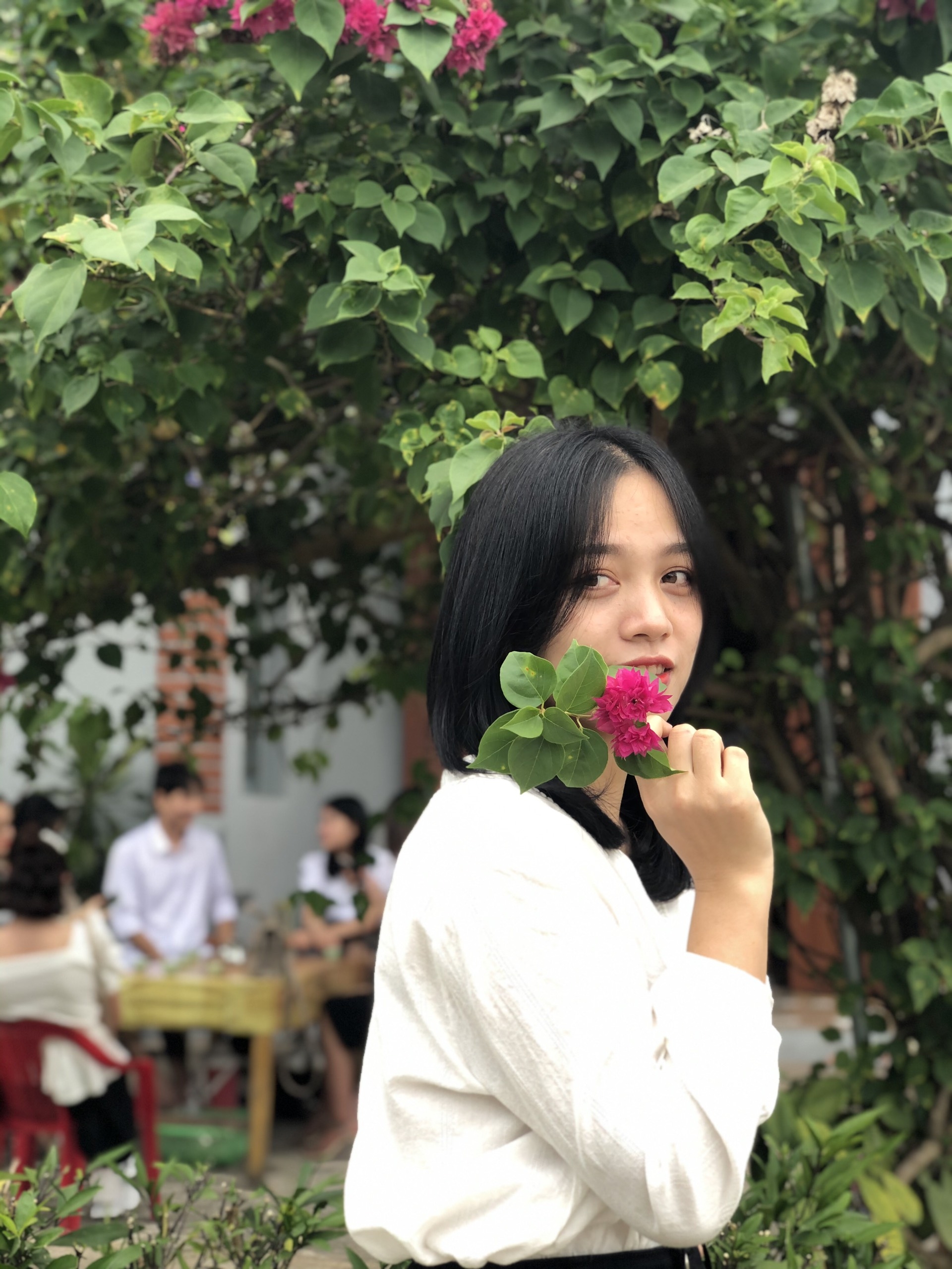 Mùa hè rực rỡ của những cô gái đến từ cuộc thi 