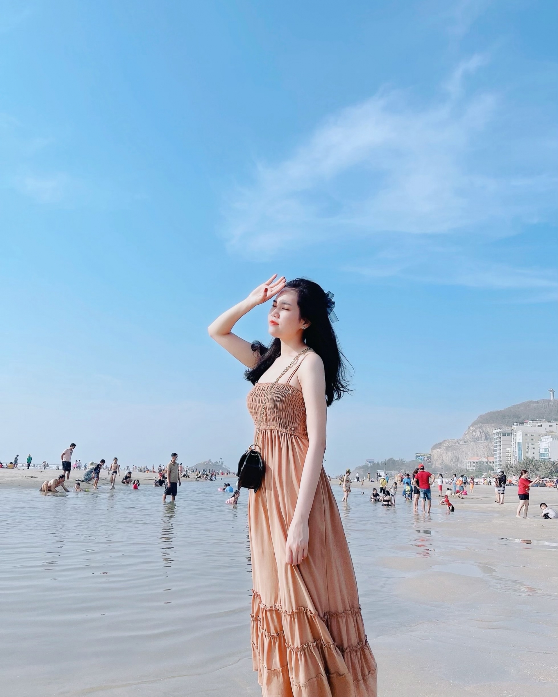 Mùa hè rực rỡ của những cô gái đến từ cuộc thi 
