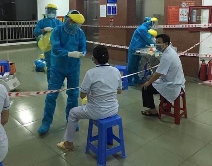 Đà Nẵng khẩn trương triển khai kế hoạch phòng, chống dịch COVID-19 trong thời gian tới da nang khan truong trien khai ke hoach phong chong dich covid 19 trong thoi gian toi