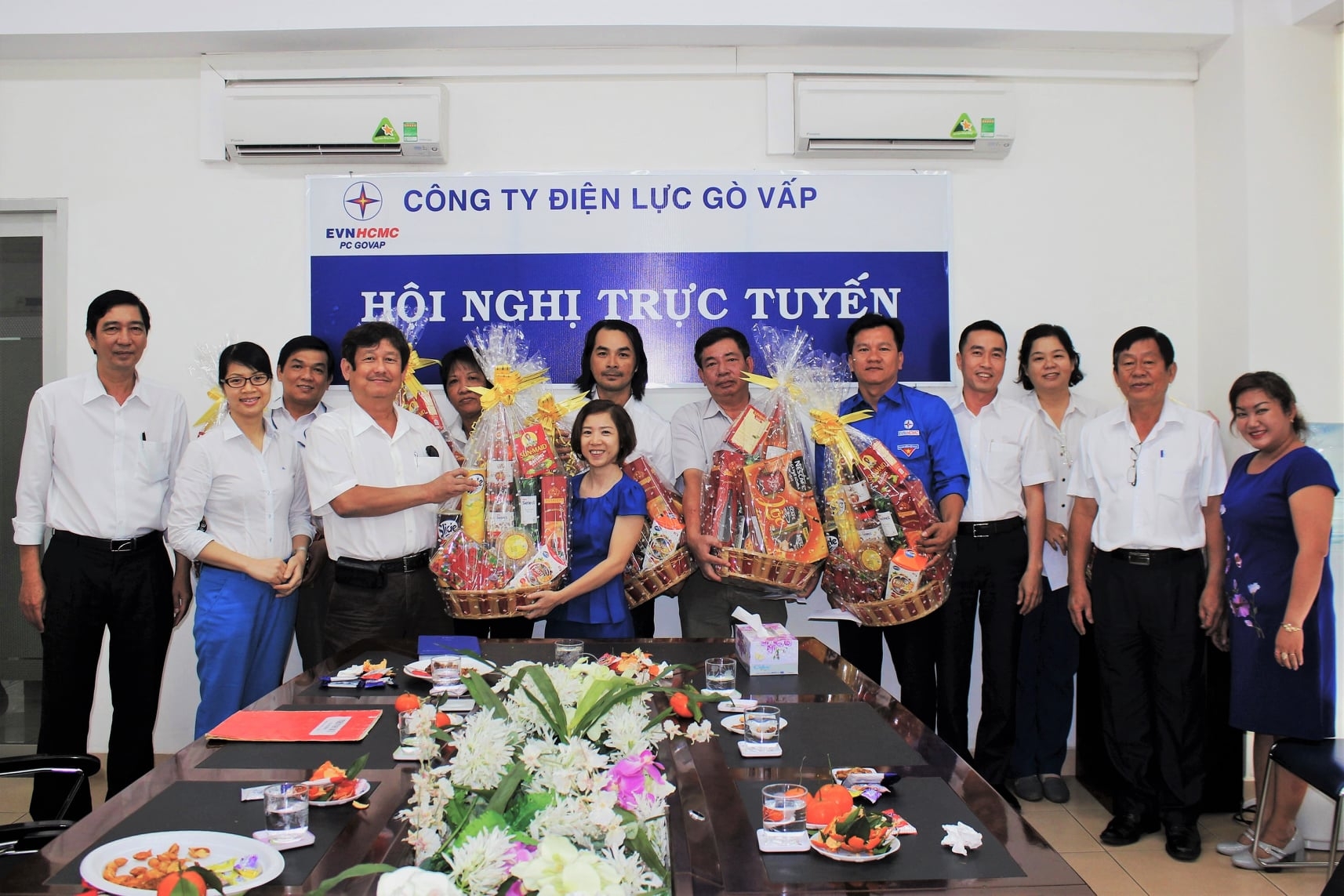 "NÉT ĐẸP LAO ĐỘNG VÀ CÔNG ĐOÀN"   NHỮNG TẤM LÒNG NHÂN ÁI