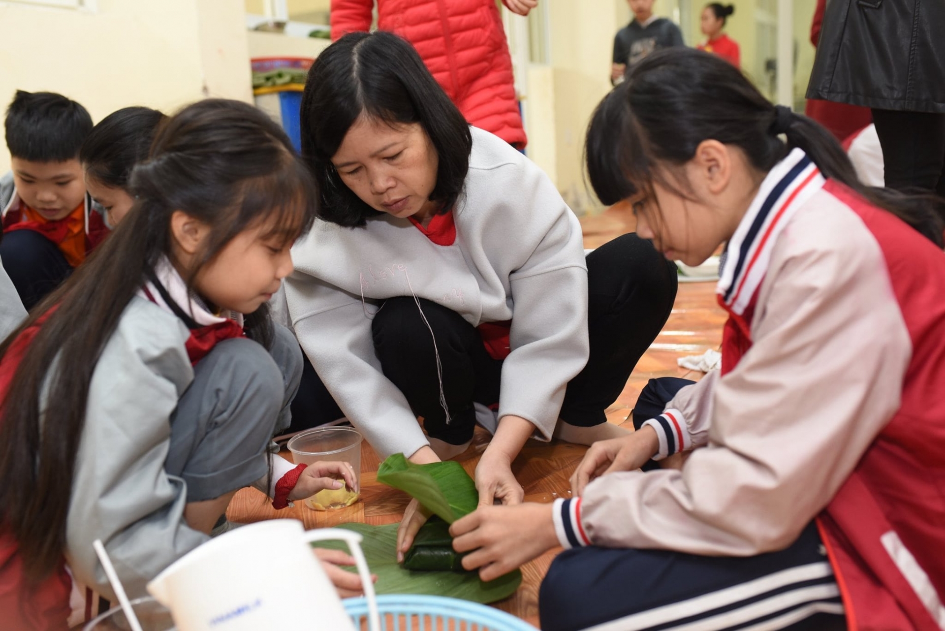 "NÉT ĐẸP LAO ĐỘNG VÀ CÔNG ĐOÀN"   NHỮNG TẤM LÒNG NHÂN ÁI