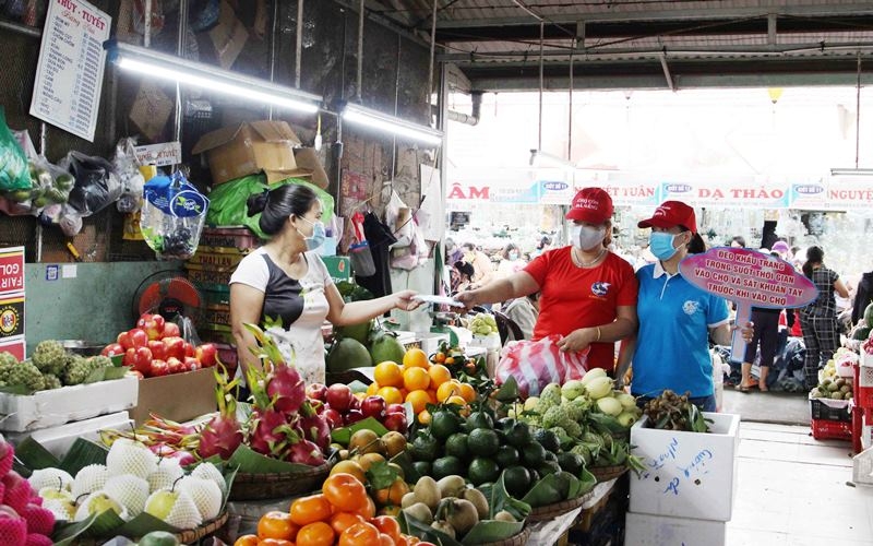 Từ ca mắc Covid-19 mới chưa rõ nguồn lây, cần đi khám khi có những triệu chứng này