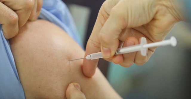 Phụ nữ mang thai có nên tiêm vaccine ngừa Covid-19 hay không?