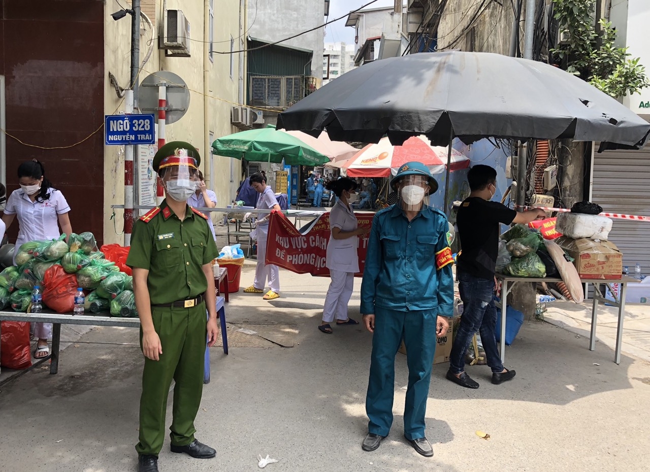 Hà Nội phong tỏa khu vực có 2000 dân do phát hiện nhiều ca nhiễm mới
