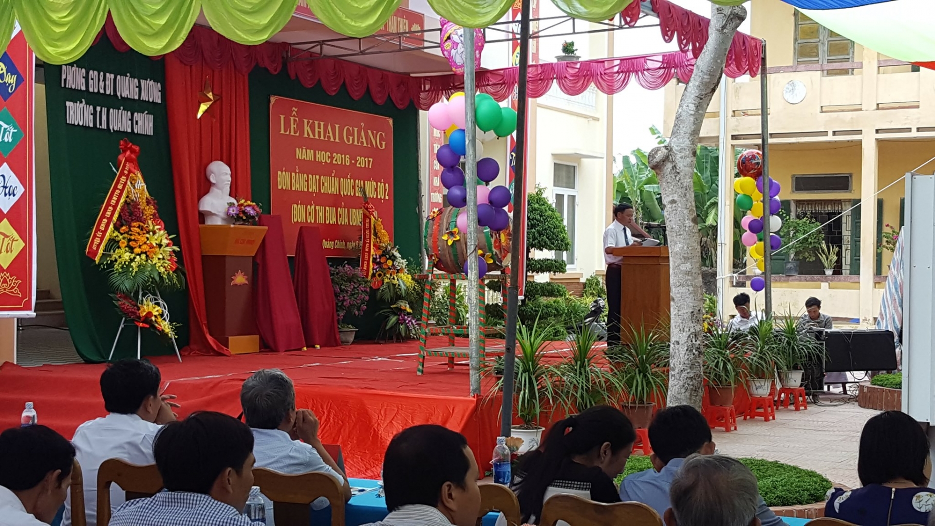 Thanh Hoá: Học sinh lớp 2 dương tính Covid-19, 41 cô trò đi cách ly