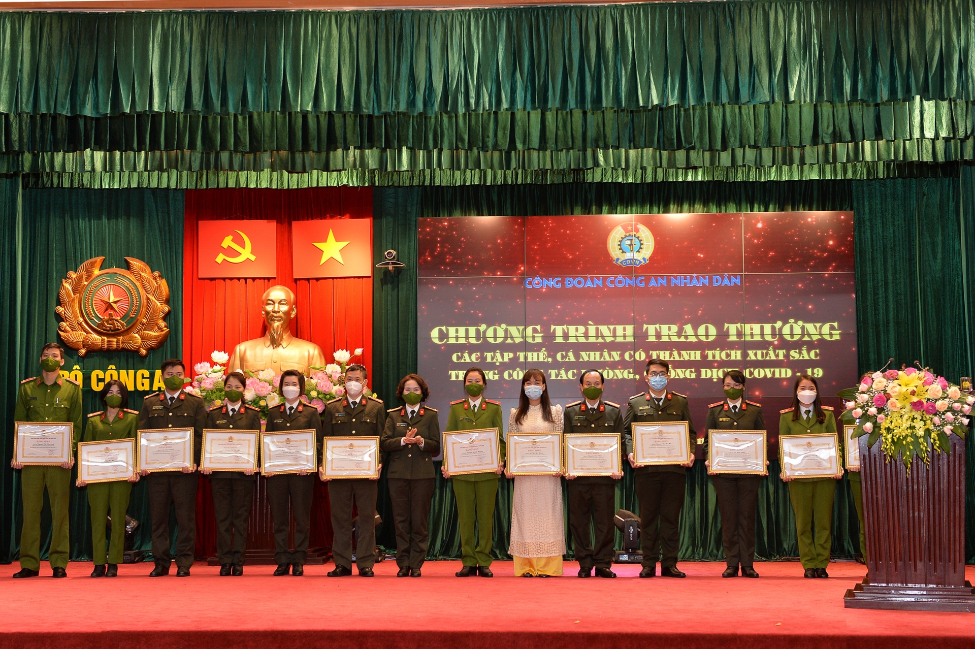 Công đoàn CAND tổ chức Hội nghị sơ kết công tác phòng, chống dịch Covid-19
