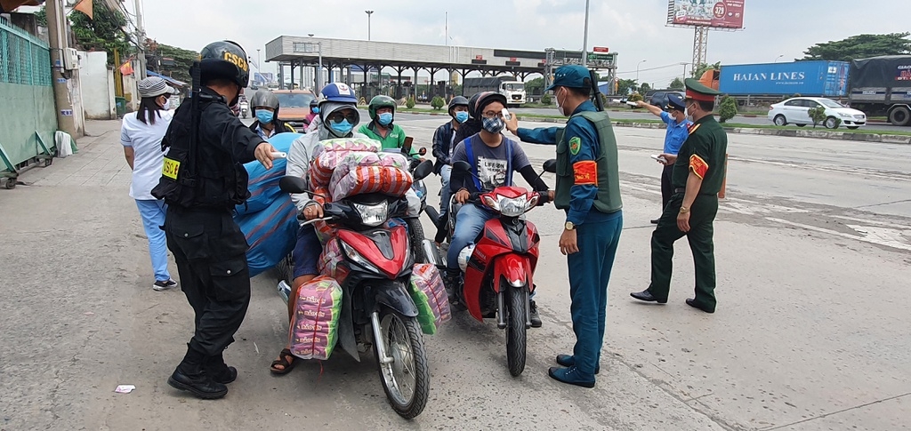 Đồng Nai hạn chế đi lại và khó khăn cho TP HCM Đồng Nai hạn chế đi lại và khó khăn cho TP HCM