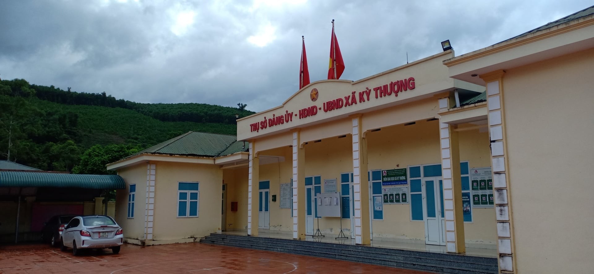Trải nghiệm cung đường phượt cua gắt liên tục với Mitsubishi Attrage Trải nghiệm cung đường phượt cua gắt liên tục với Mitsubishi Attrage