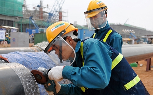 Hỗ trợ người LĐ, người sử dụng LĐ gặp khó khăn do dịch COVID-19