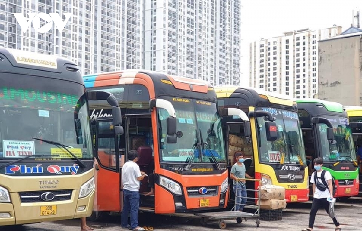 Đón người về quê hương