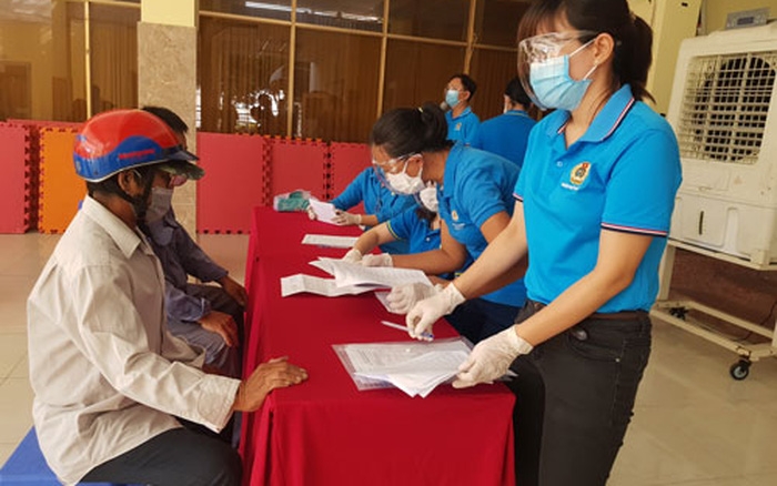 Triển khai thực hiện Nghị quyết 68/NQ-CP hỗ trợ NLĐ khó khăn do dịch COVID-19 Triển khai thực hiện Nghị quyết 68/NQ-CP hỗ trợ NLĐ khó khăn do dịch COVID-19